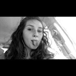 Meet your Posher, Cassie